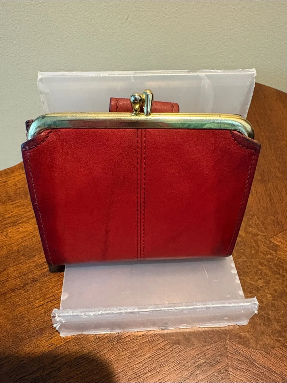 Baronet  small Leather wallet/kiss lock coin/Leather interior Vintage  gold tone